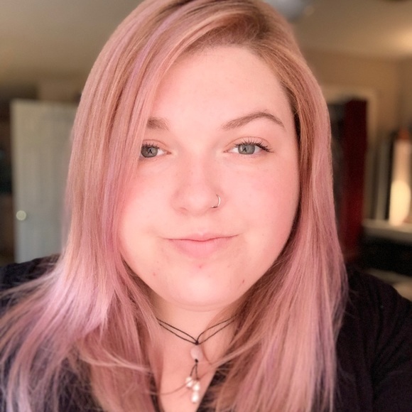 Meet your Posher, Meredith - Picture 1 of 1